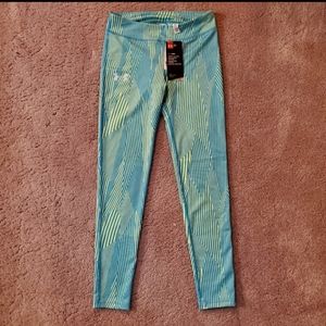 Under Armour Girls Heat Gear Leggings M NWT